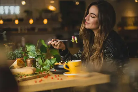 Top 5 Mediterranean Food Trends to Try in 2024