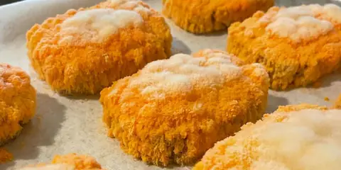 How Orange Fungus Is Transforming Food Waste Into Nutritious Dishes